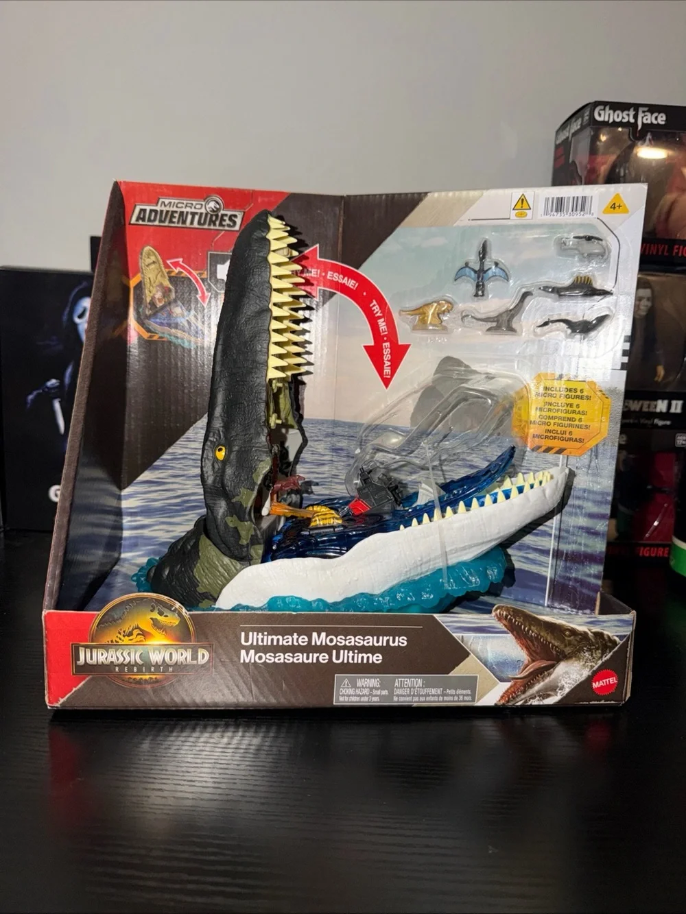 Ultimate Mosasaurus Action Figure Playset - Black/White